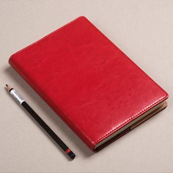 哪个笔记（哪个笔记本更便宜红色的还是白色的翻译）-图1