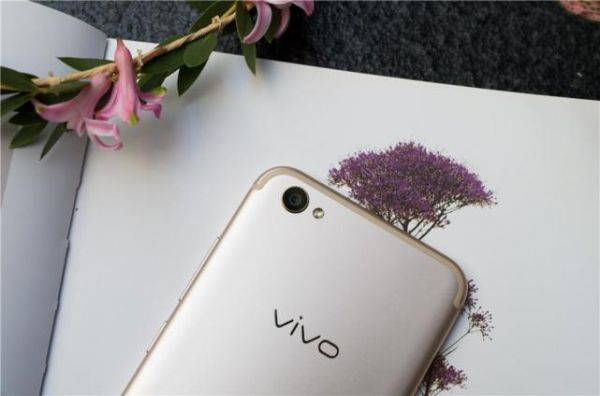 viv0x7pus和x9哪个好(vivox9好还是vivox7plus好)-图2 viv0x7pus和x9哪个好(vivox9好还是vivox7plus好)-图2