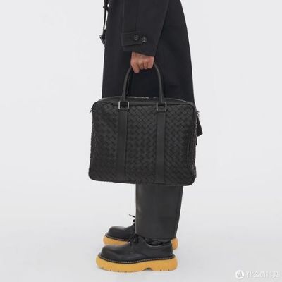 bally跟bv哪个好（bally与burberry）-图3