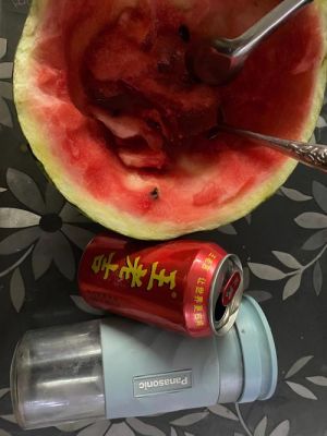 西瓜和吉吉哪个好(西瓜跟王老吉可以一起吃吗)-图1 西瓜和吉吉哪个好(西瓜跟王老吉可以一起吃吗)-图1