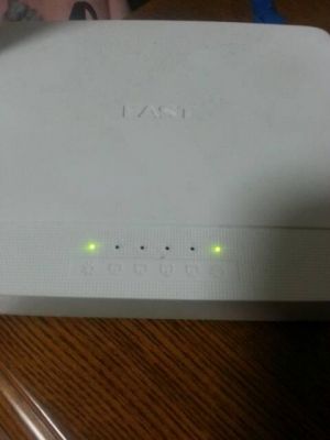 宽带哪个灯亮才能上网(路由器正确闪灯图片)-图2 宽带哪个灯亮才能上网(路由器正确闪灯图片)-图2