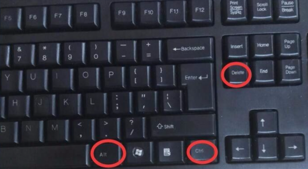 键盘哪个能一键开机（用键盘开机的快捷键）-图1
