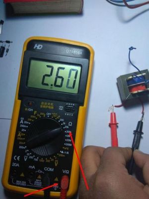 万能表测电压用哪个档（万能表什么测电压）-图1