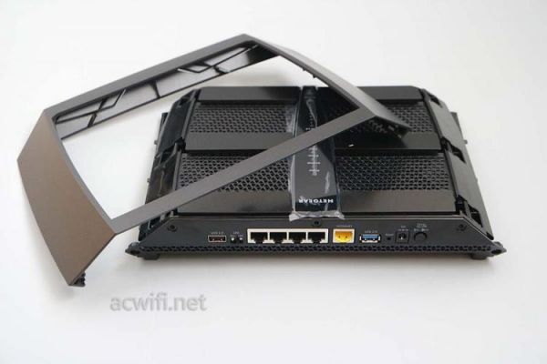 网件r6220哪个好(网件r6200v1v2区别)-图1 网件r6220哪个好(网件r6200v1v2区别)-图1