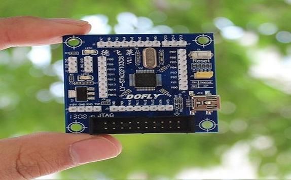 stm32单片机复位键是哪个（stc单片机复位）