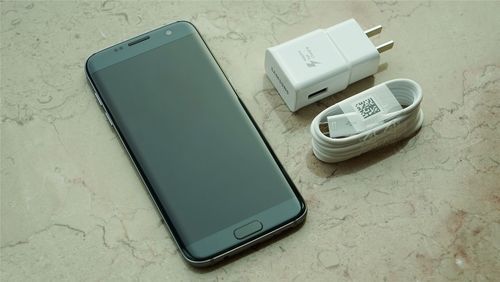 s6edge和s6哪个好（s6edge和s6哪个好看）-图3