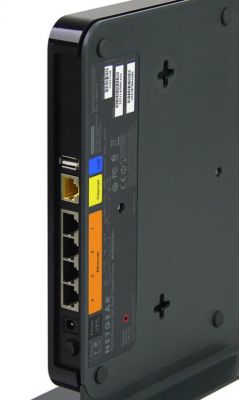 wndr3400和cvr100w哪个好一些（wndr4300v1和v2的区别）
