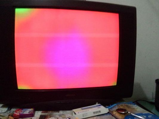 电视颜色发绿怎么调(电视色彩发绿)-图2 电视颜色发绿怎么调(电视色彩发绿)-图2