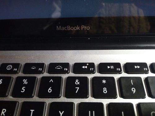 mac笔记本开机键是哪个（mac笔记本开机键是哪个图标）
