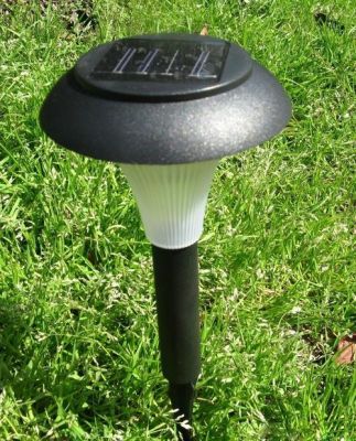 草坪灯控制器放电标准（草坪灯怎样接线才能保证不漏电）