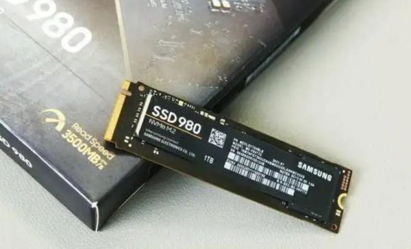 128固态硬盘和500g哪个好(128g固态+500g硬盘是什么意思)-图3 128固态硬盘和500g哪个好(128g固态+500g硬盘是什么意思)-图3