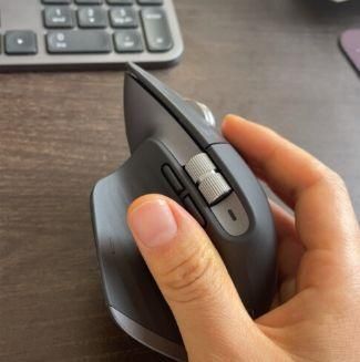 多设备无缝切换鼠标(设备切换键在上面的鼠标)-图3 多设备无缝切换鼠标(设备切换键在上面的鼠标)-图3