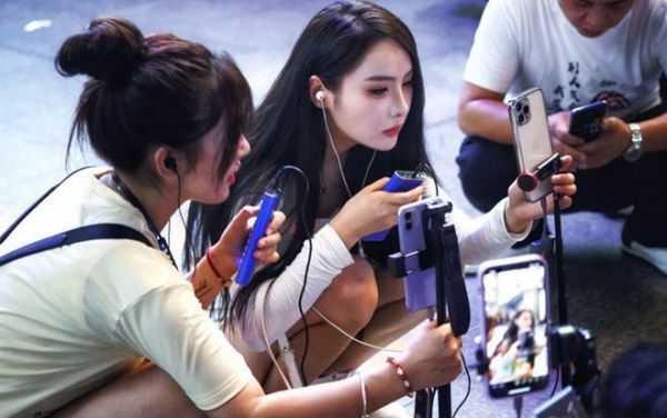 哪个美女直播软件好(哪个美女直播软件好看)-图3 哪个美女直播软件好(哪个美女直播软件好看)-图3