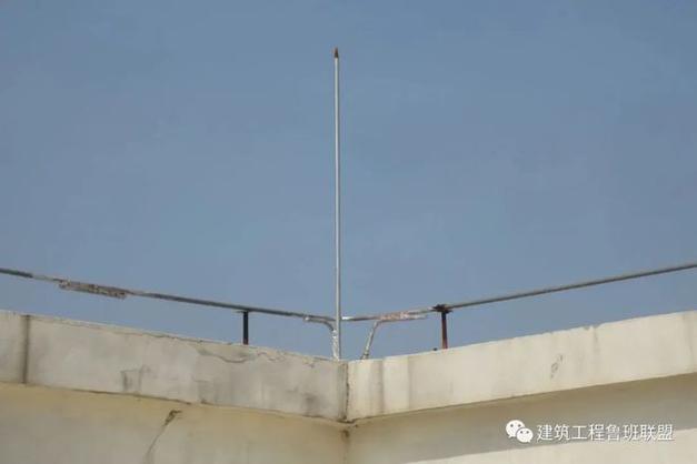 楼顶设备避雷（楼顶设备避雷线安装规范）
