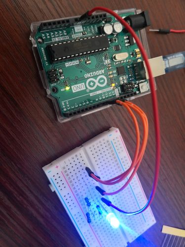 arduino旋钮怎么接RGB(arduino按键切换灯)-图1 arduino旋钮怎么接RGB(arduino按键切换灯)-图1
