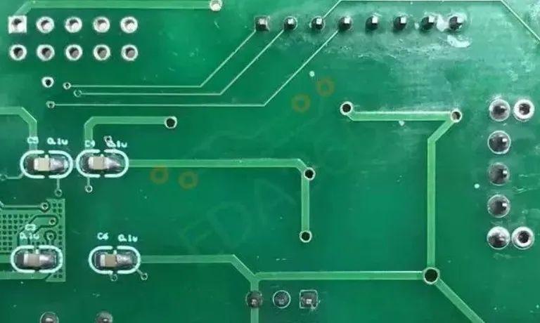 pcb板塞孔标准（pcb板塞孔的作用）