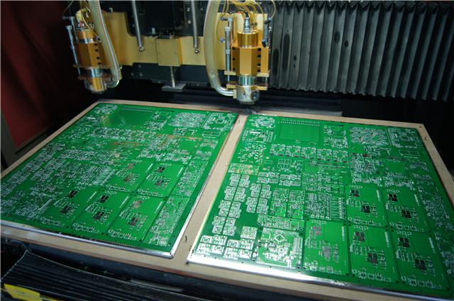 pcb画板收费标准（画pcb板是什么工作）