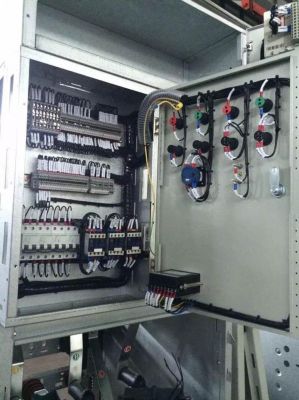 高压配电柜温度标准（高压配电柜高度）-图3